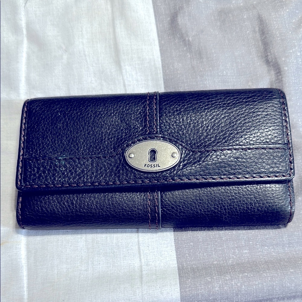 Fossil Black Leather Wallet Keyhole Hardware